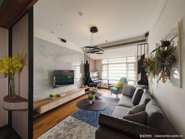 Rank 8 living room